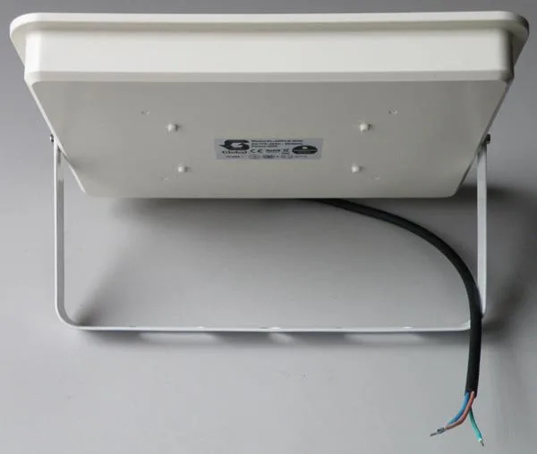Proiettore a LED «IP65 LED FLOOD LIGHT REFLECTOR» — foto 2 dell'alert A12/1752/18