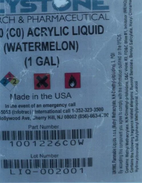 Liquido per nail art «J 2000 (CO) acrylic liquid (watermelon)» — foto 1 dell'alert A12/0299/14