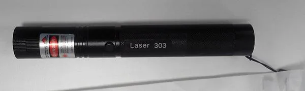 Puntatore laser «J&S Supply Laserpen Care 12.02.03» — foto 1 dell'alert A12/1026/18