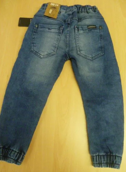 Jeans per bambini — foto 2 dell'alert A12/0883/17