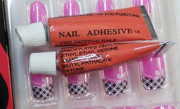 Chiodi falsi «Jeweled Strips» — foto 2 dell'alert A12/1682/15
