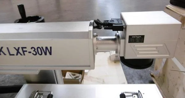 Macchina per incisione laser «JNLINK LXF-30W» — foto 3 dell'alert A12/0739/19