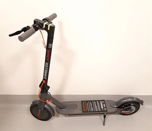 Scooter elettrico «Junior Laglig» — foto 1 dell'alert A12/00962/23