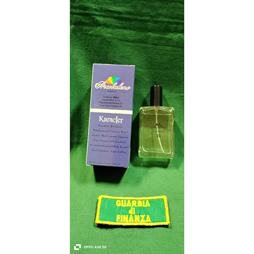 Eau de toilette «Karacter 25» — foto 3 dell'alert SR/00032/25
