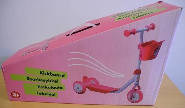 Scooter giocattolo «Kickboard» — foto 2 dell'alert A11/0105/15