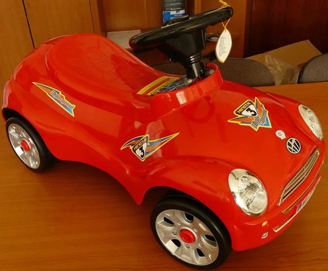 Auto giocattolo «Kid mini gliding car» — foto 3 dell'alert A12/0723/13