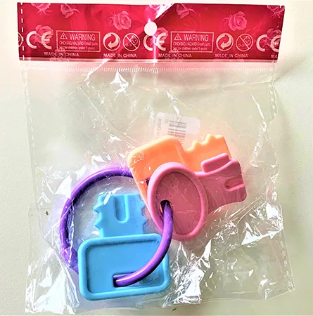Sonaglio giocattolo «Kinder Spielzeug Schlüssel Ring Kette Schlüsselbund für Puppenhaus» — foto 2 dell'alert A12/00170/22