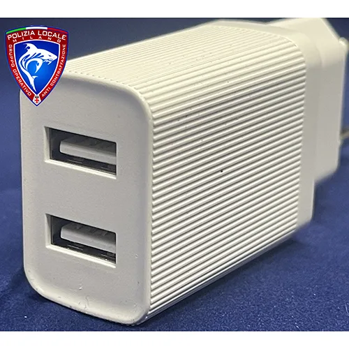 Caricabatterie USB «KING KONG» — foto 3 dell'alert A12/01217/24