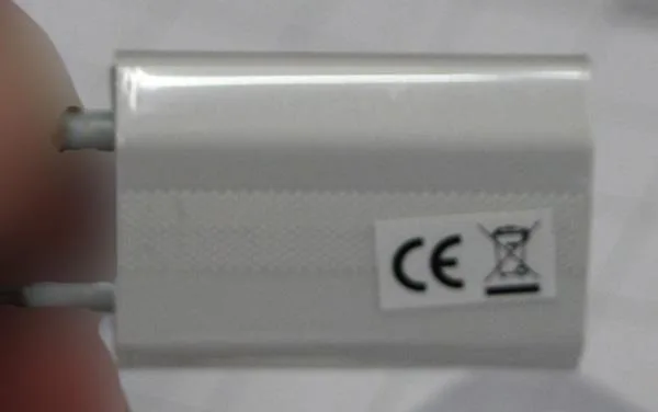 Kit caricabatterie «Kit chargeur câble type C 1M (DC 5V 1A)» — foto 2 dell'alert A12/1531/18