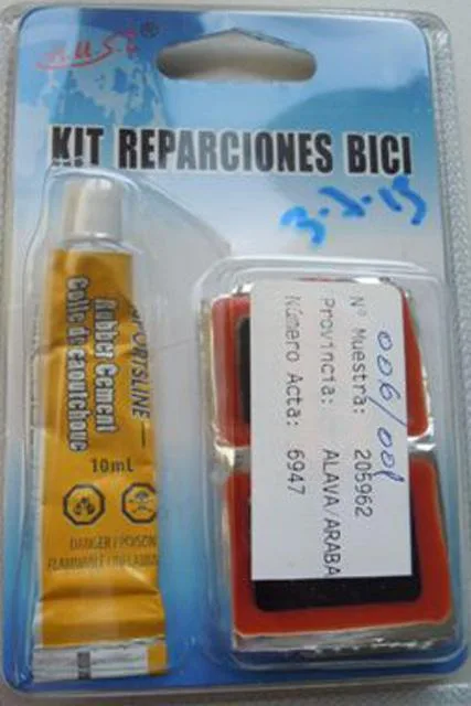 Kit di riparazione per pneumatici da bicicletta «Kit Reparciones Bici» — foto 1 dell'alert A12/1988/13