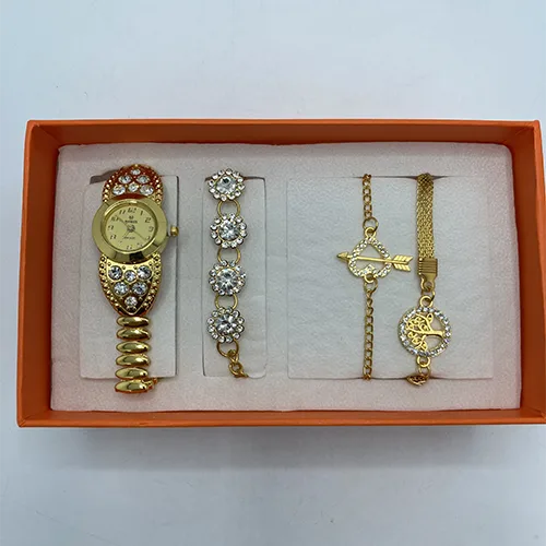 Set di gioielli «Kit wristwatch/bracelets» — foto 1 dell'alert SR/01753/26