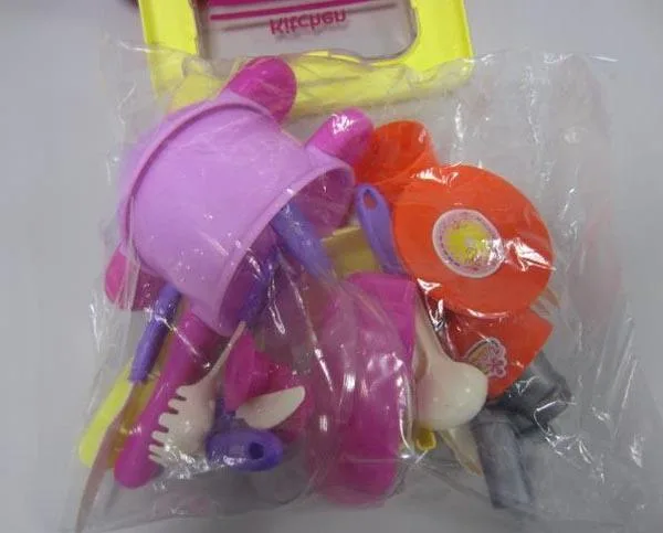 Set giochi da cucina «Kitchen play set» — foto 4 dell'alert A12/0786/18