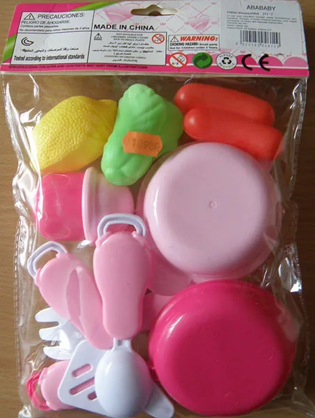 Set da cucina giocattolo «Kitchen Set» (FL/Feng LE (Abababy))