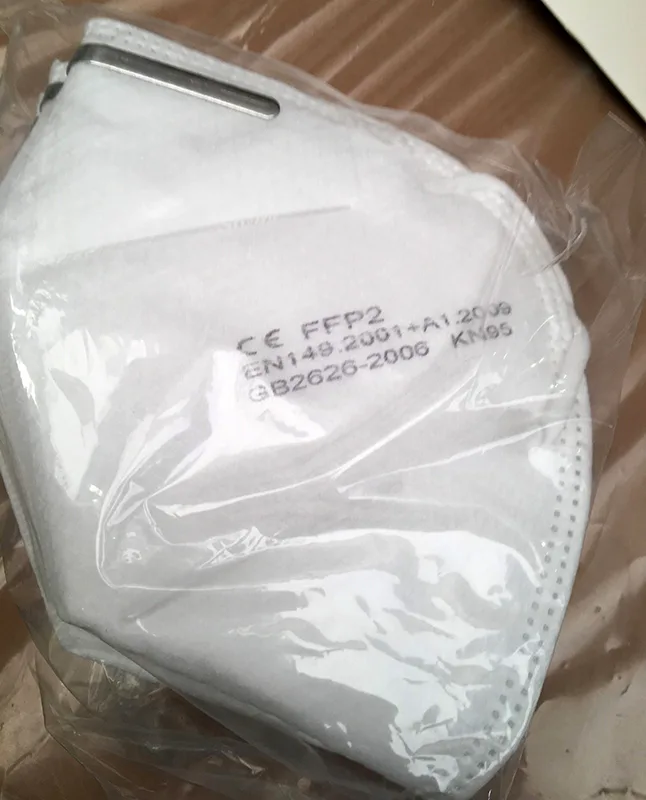 Maschera filtro antiparticolato «KN95 anti-particle protective mask» — foto 2 dell'alert A12/00981/20