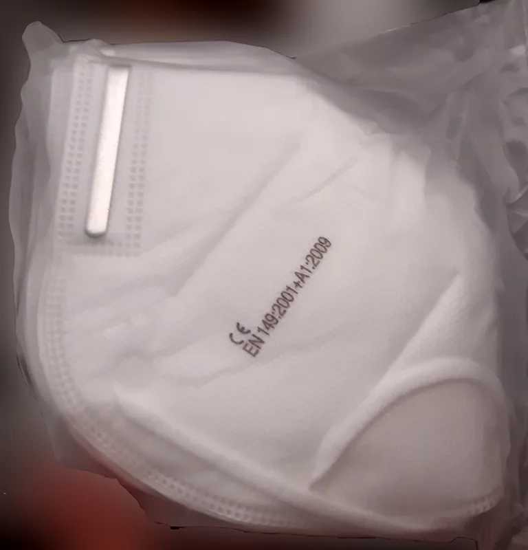Maschera filtro antiparticolato «KN95 Respirator mask» — foto 2 dell'alert A12/01055/20