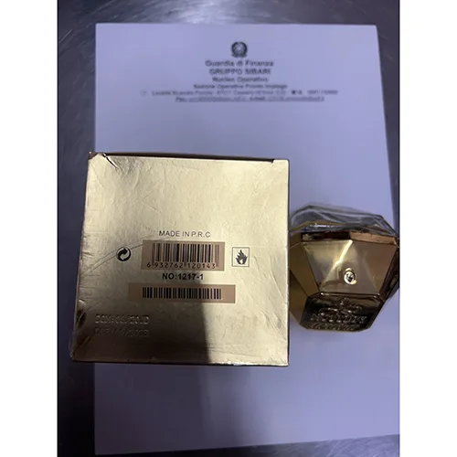 Profumo «Lady million» — foto 3 dell'alert A12/01274/24