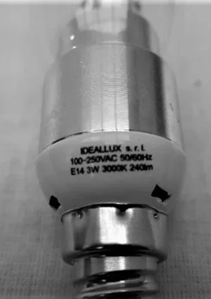 Lampada a LED — foto 4 dell'alert A12/01889/23