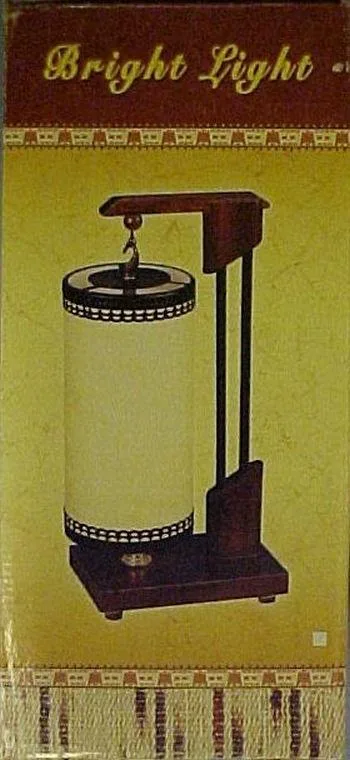 Lampada da scrivania con struttura in metallo — foto 1 dell'alert 0158/08
