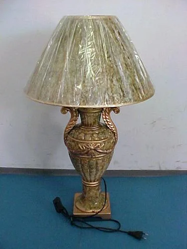 Lampada da scrivania. — foto 1 dell'alert 0089/07