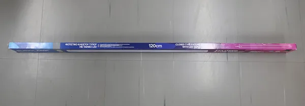Lampada da soffitto a LED — foto 2 dell'alert A12/01384/23