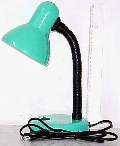 Lampada da tavolo. (Auro lite.)
