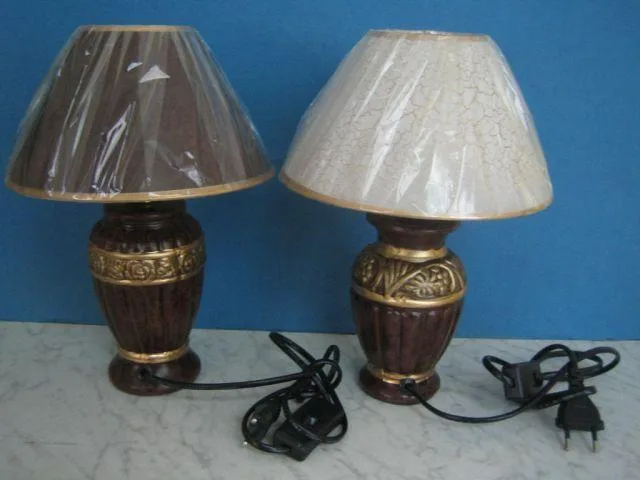 Lampada da tavolo — foto 1 dell'alert 0054/09