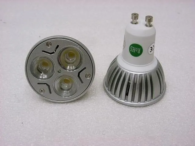 Lampada del LED & #13; & #13; — foto 1 dell'alert 0529/12