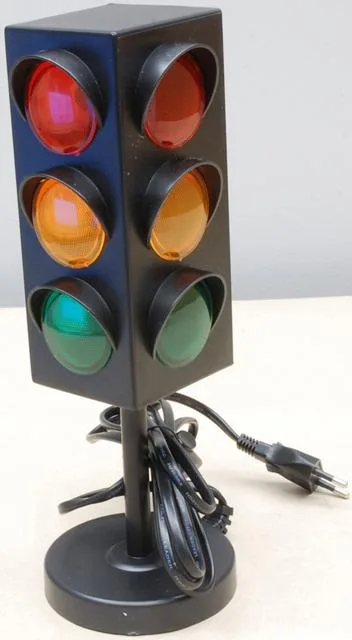 Lampada – Disco trafiklys/Disco Traffic Light — foto 2 dell'alert 0596/10