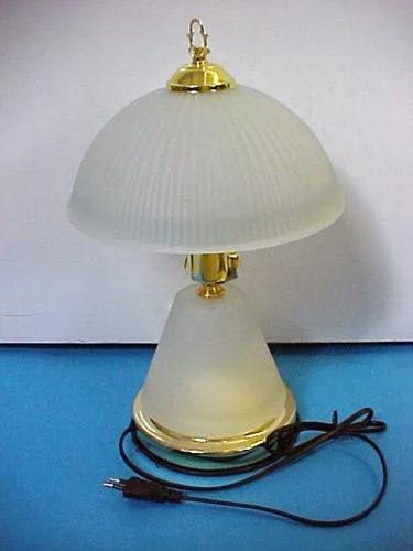 Lampada elettrica touch — foto 1 dell'alert 0890/06