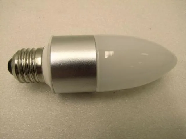 Lampadina del LED & #13; & #13; — foto 1 dell'alert 0560/12