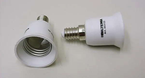 Adattatore portalampada «Lampunkanta-adapteri GU10 / E27, Lampunkanta-adapteri E14 / E27» — foto 3 dell'alert A12/0969/15