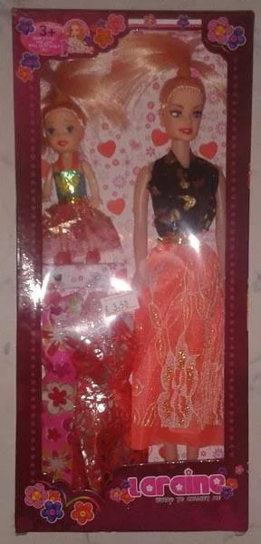 Set di bambole di plastica «Laraine» (Unknown)