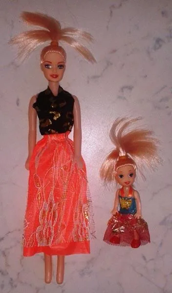 Set di bambole di plastica «Laraine» — foto 2 dell'alert A12/1603/16