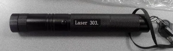 Puntatore laser «Laser 303.» — foto 1 dell'alert A12/0804/18