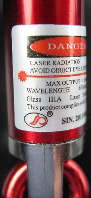 Puntatore laser & #13; & #13; «Laser & LED Light» — foto 3 dell'alert A12/1441/12