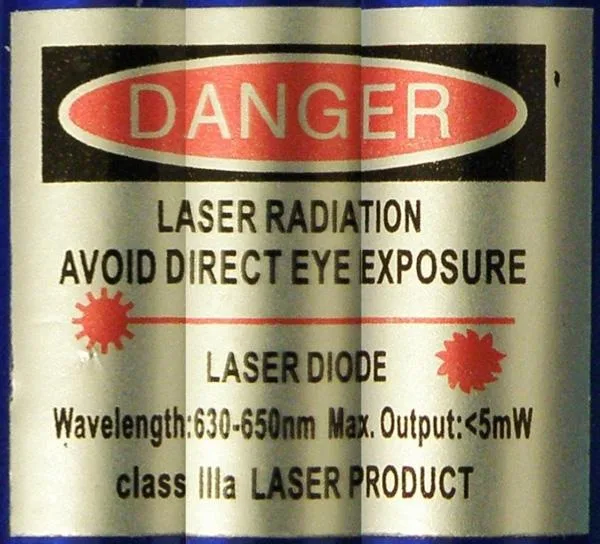 Puntatore laser «LASER &amp; LED LIGHT» — foto 2 dell'alert A12/1472/18