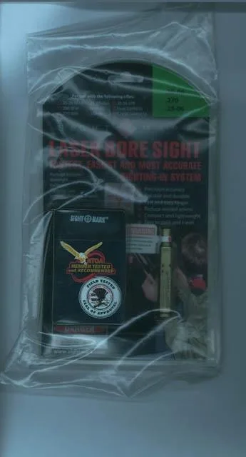 Vista del foro laser «Laser Bore Sight» (SIGHT MARK)