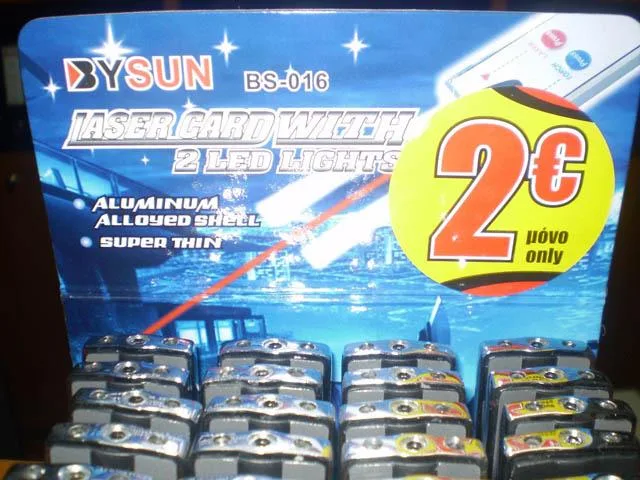 Puntatore laser «Laser Card with 2 LED Lights» — foto 3 dell'alert A12/0490/14