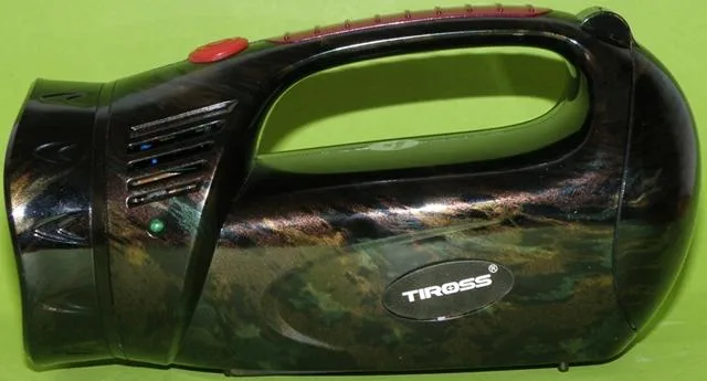 Torcia ricaricabile «Latarka diodowa (Rechargeable torch)» — foto 4 dell'alert A12/1385/13