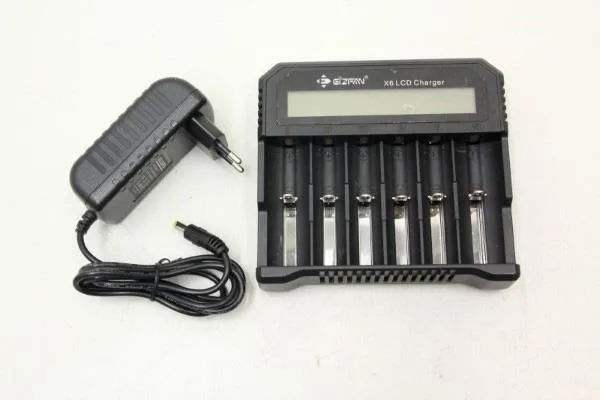 Caricabatterie «LCD Universal charger» — foto 1 dell'alert A12/0011/19