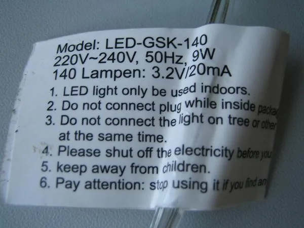 Catena di illuminazione «LED 140 BOMBILLAS» — foto 2 dell'alert A12/0440/19