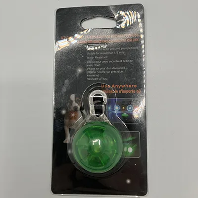 Luce di sicurezza «LED clip-on pet safety light for you and your dog»