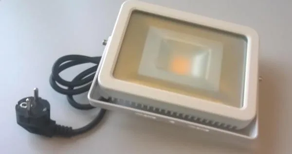 Proiettore a LED «LED Flood Light» — foto 1 dell'alert A12/0718/17
