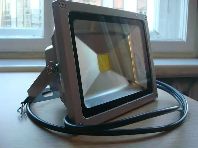 Luce di inondazione «Led Flood Light» — foto 5 dell'alert A12/1598/13