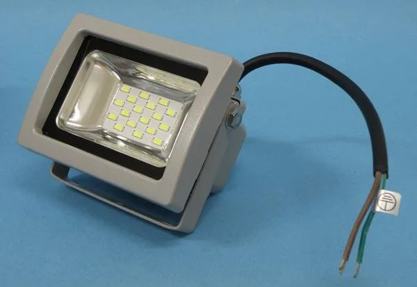 Proiettore «LED FLOODLIGHT SMD SERIES» — foto 3 dell'alert A12/1484/16