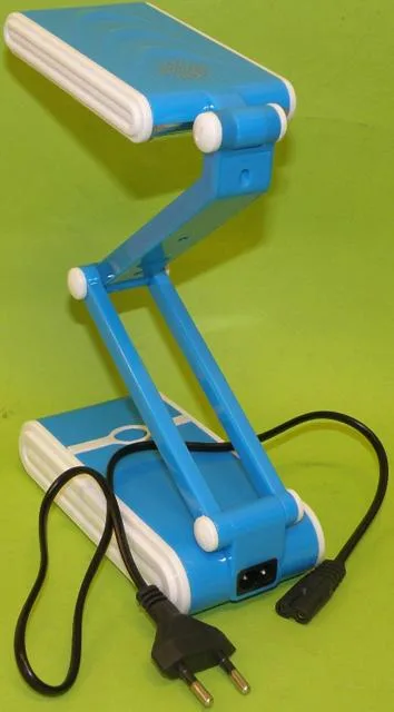 Lampada da tavolo «LED Fold Super Capacity Desk Lamp» — foto 4 dell'alert A12/1661/14
