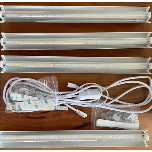 Lampada per piante «LED Grow Light» (Niello)