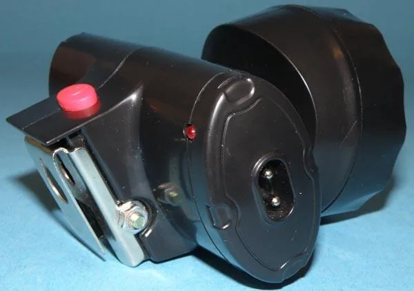Torcia ricaricabile della testa «LED HEAD LIGHT» — foto 3 dell'alert A12/0830/15