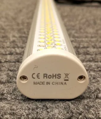 Luce a LED «LED Kasvivalaisin 80W/220 lediä (tarvike 4030)» — foto 1 dell'alert A12/00018/24