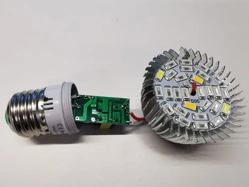 Lampadina a LED «Led lamppu» — foto 2 dell'alert A12/02590/23